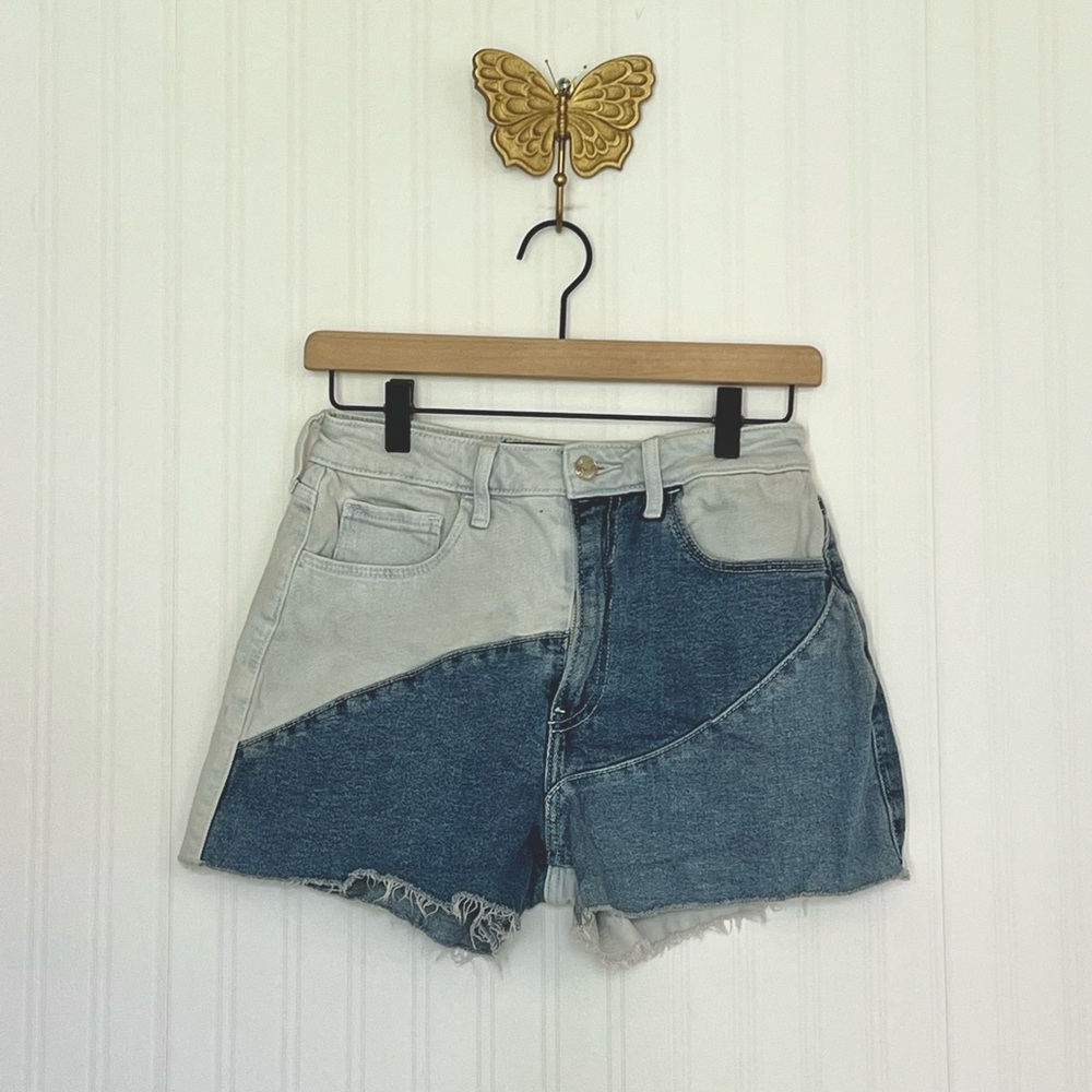 Two toned Hollister shorts